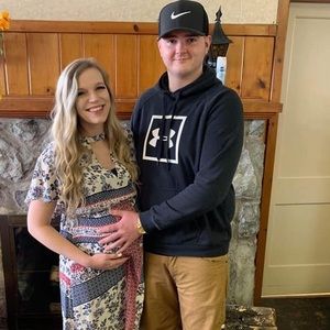 Meet your Posher, Abigail